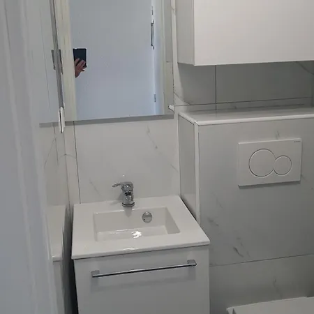 Avec Balcon- - Tram - Aeroport 니스