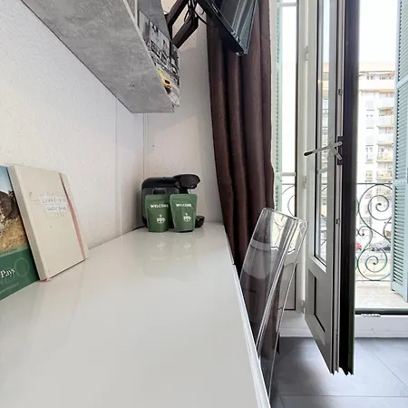 Apartamento Avec Balcon- - Tram - Aéroport Niza